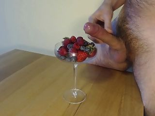 Berries And Cream, Cum On Food